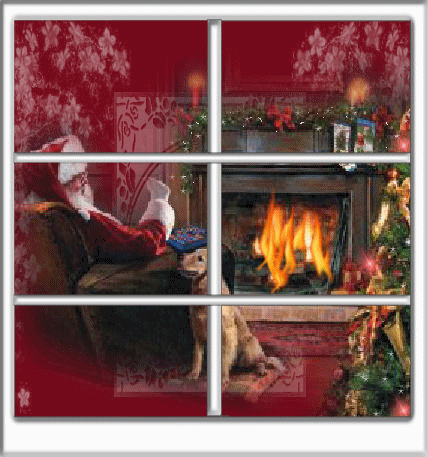 Grote animatie van een schoorsteen - De Kerstman zit bij de brandende open haard waar een kerstboom naast staat