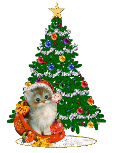 Middelgrote kerstanimatie van een kerstboom - Katje met kerstmuts voor een kerstboom versierd met slingers en kerstballen