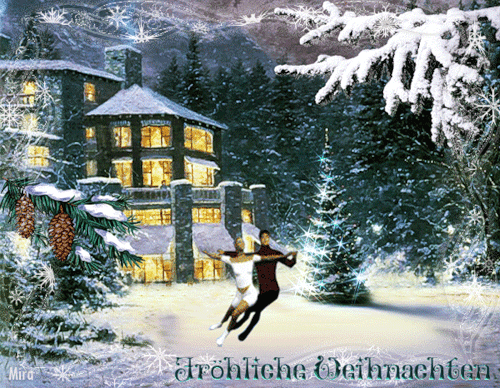 Grote kerstanimatie van een kersthuis - Man en vrouw zijn aan het kunstschaatsen voor een groot huis waar een kerstboom voor staat met oplichtende witte sterren