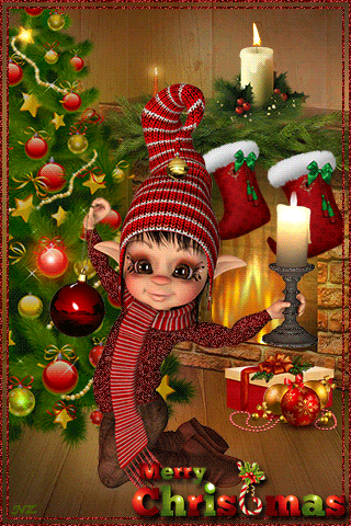 Grote animatie van een schoorsteen - Merry Christmas met een elfje dat met een kaars in de hand voor de open haard zit waar een kerstboom naast staat