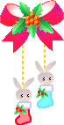 Mini animatie van een kerstdier - Twee konijnen in kerstsokken hangend aan een rode strik
