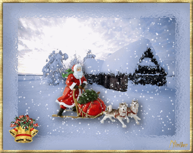 Grote kerstanimatie van een kerstman - De Kerstman staat op zijn slee die door twee husky's getrokken wordt met op de achtergrond een schuur